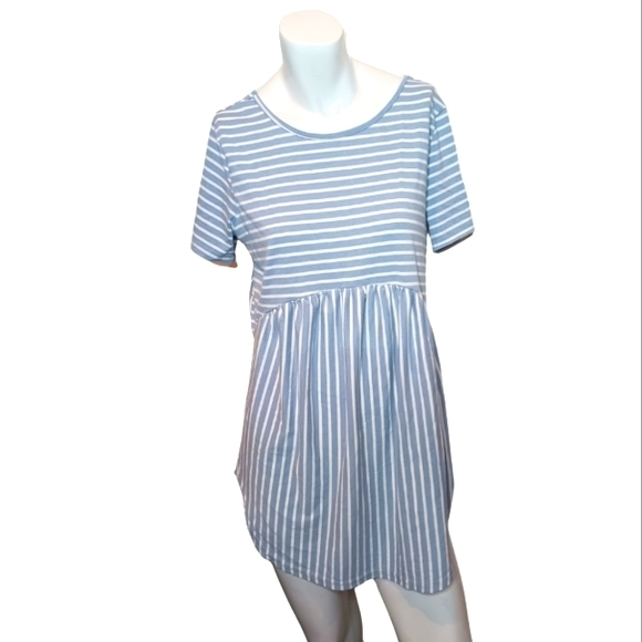 Shirley‎ and Stone Short Sleeve Maternity Top Blue and White Stripe size Medium - Picture 1 of 3